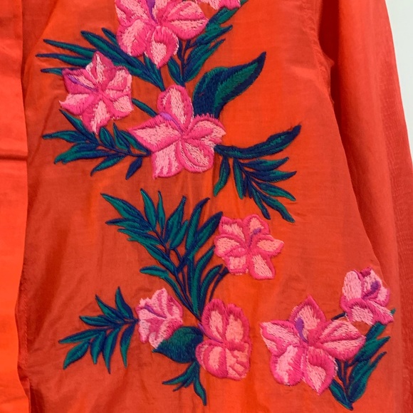 Juicy Couture floral embroidered blouse - Picture 2 of 7